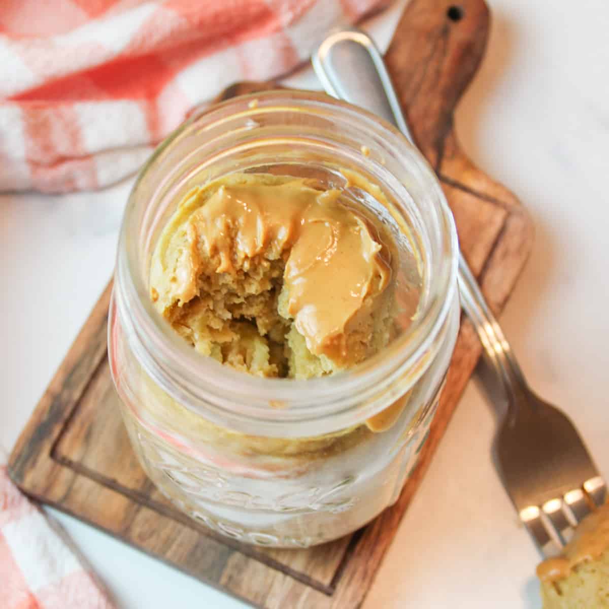 Quick Peanut Butter Banana Mug Cake: Instant Sweet Fix in Minutes